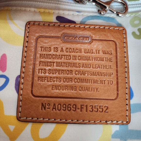 Like New Coach Hampton Pastel Striped Satchel Tote Bag Purse - Picture 12 of 13